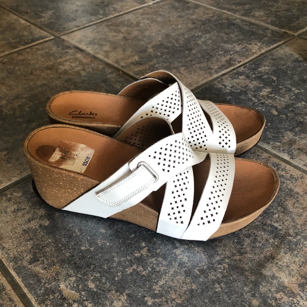 Clark’s white strap wedge sandals SZ US 8M